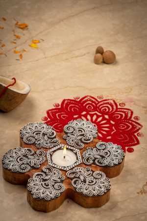 Handcrafted Sheesham Wood Block Lea Lights Holder - Pushpah